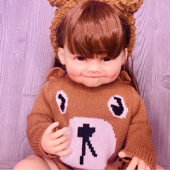 Toddler realistic baby doll bundle with clothes and accessory’s possible limbs - Picture 2 of 16